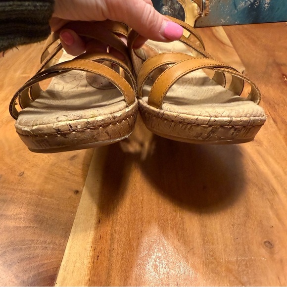 b.o.c. by Born Concept Boho Cross Strap Tan Leather Cork Wedge Sandals: 8 Women - Picture 8 of 11